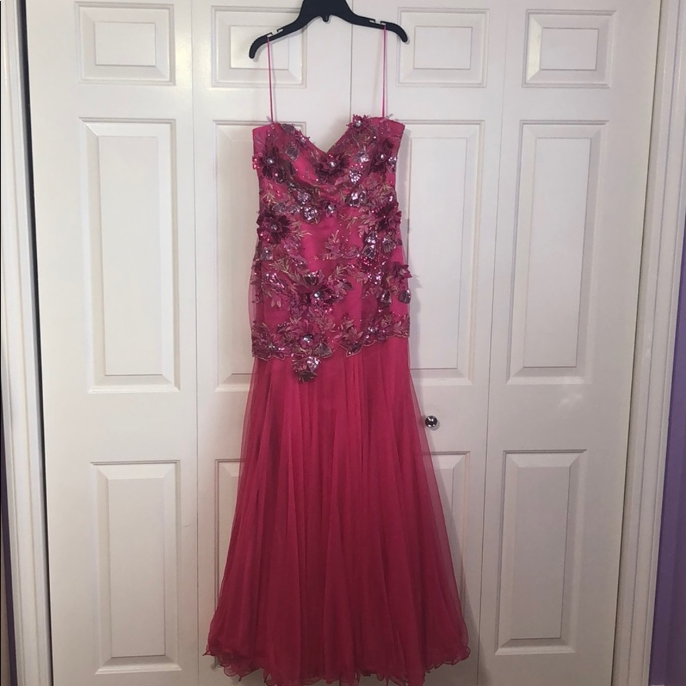 Prom/wedding dress